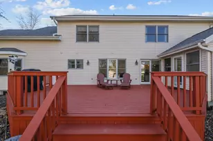 1412 Parkview Dr, New London, WI 54961 - Photo 7
