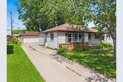 965 Betty Avenue, Neenah, WI 54956 - Photo 1