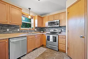 275 Fort Dr, Neenah, WI 54956 - Photo 19