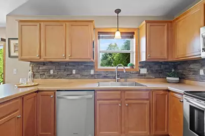 275 Fort Drive, Neenah, WI 54956 - Photo 21