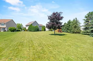 275 Fort Dr, Neenah, WI 54956 - Photo 53