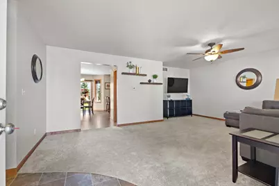 275 Fort Drive, Neenah, WI 54956 - Photo 5