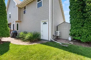 275 Fort Dr, Neenah, WI 54956 - Photo 55