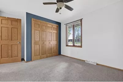 2554 Wildflower, Green Bay, WI 54311 - Photo 15