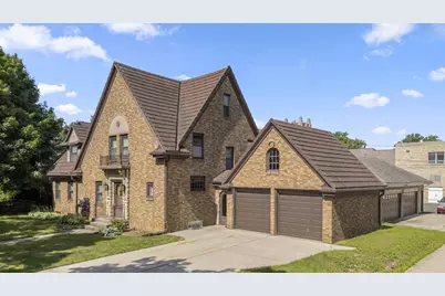 740 S Quincy Street, Green Bay, WI 54301 - Photo 3