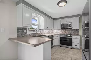 1508 Apache Ave, Green Bay, WI 54313 - Photo 9