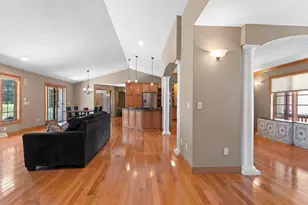 W6164 Shagbark Hickory Ln, Menasha, WI 54952 - Photo 7