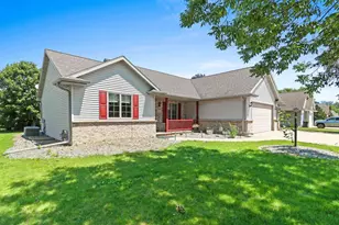 W6164 Shagbark Hickory Ln, Menasha, WI 54952 - Photo 53