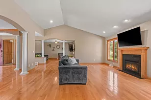 W6164 Shagbark Hickory Ln, Menasha, WI 54952 - Photo 15