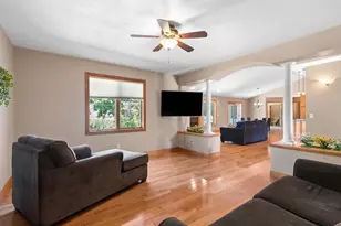 W6164 Shagbark Hickory Ln, Menasha, WI 54952 - Photo 9