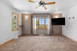 W6164 Shagbark Hickory Ln, Menasha, WI 54952 - Photo 41