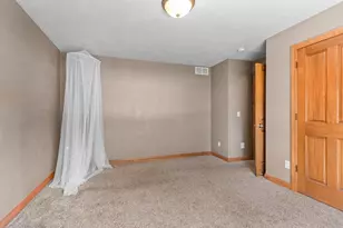 W6164 Shagbark Hickory Ln, Menasha, WI 54952 - Photo 49
