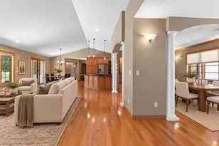 W6164 Shagbark Hickory Ln, Menasha, WI 54952 - Photo 11