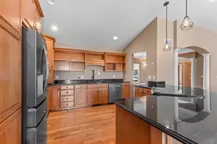 W6164 Shagbark Hickory Ln, Menasha, WI 54952 - Photo 31