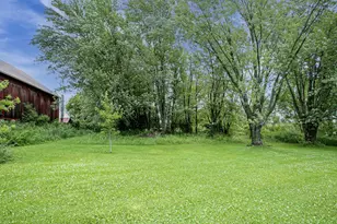 9511 Old Rd, Fremont, WI 54940 - Photo 13