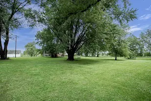 9511 Old Rd, Fremont, WI 54940 - Photo 11