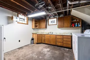 1113 N State St, Appleton, WI 54915 - Photo 37