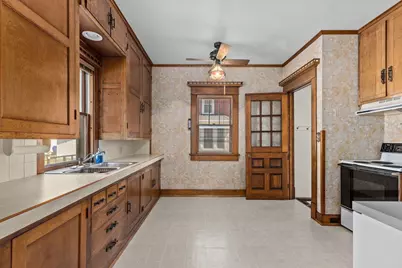1113 N State Street, Appleton, WI 54915 - Photo 23