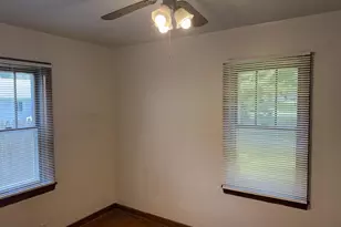 141 McKinley Ave, Clintonville, WI 54929 - Photo 11