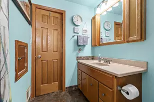 882 Higgins Ave, Neenah, WI 54956 - Photo 33