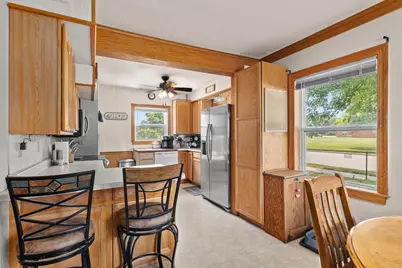 882 Higgins Avenue, Neenah, WI 54956 - Photo 27