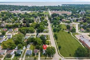 882 Higgins Ave, Neenah, WI 54956 - Photo 13