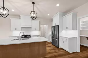 4659 Terra View Trl, De Pere, WI 54115 - Photo 3