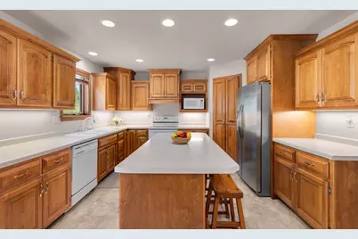 3445 Edinburgh Road, Green Bay, WI 54311 - Photo 7