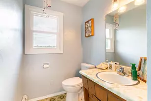 436 Robert Ln, Green Bay, WI 54311 - Photo 5