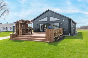 N8805 Lakeshore Dr, Van Dyne, WI 54979 - Photo 33