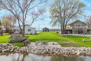 N8805 Lakeshore Dr, Van Dyne, WI 54979 - Photo 47