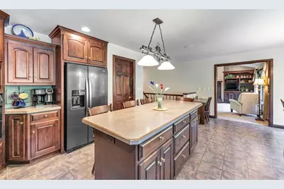 2253 Tumbleweed Trail, Suamico, WI 54313 - Photo 9