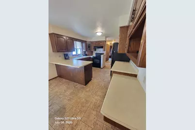 1101 E Meadow Grove Boulevard, Appleton, WI 54915 - Photo 9
