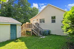 1225 Marshall Ave, Green Bay, WI 54303 - Photo 3