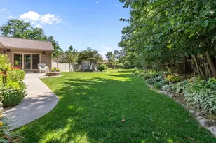 1983 Creek Side Dr, Neenah, WI 54956 - Photo 65