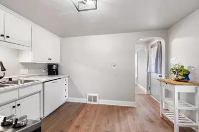 1103 Neville Avenue, Green Bay, WI 54303 - Photo 9