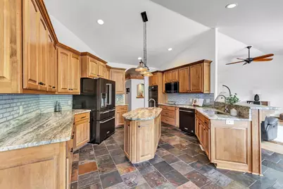 2901 Moose Creek Trail, Green Bay, WI 54313 - Photo 13