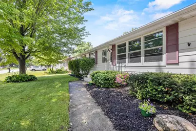 1510 Lindale Lane, Green Bay, WI 54313 - Photo 5