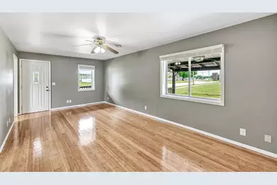 409 Spaulding Street, Edgerton, WI 54486 - Photo 5