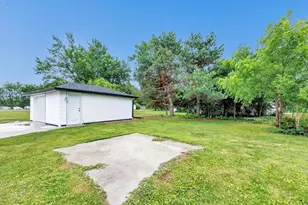 409 Spaulding St, Edgerton, WI 54486 - Photo 15