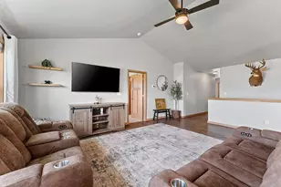 1645 Frontier Rd, Luxemburg, WI 54217 - Photo 7