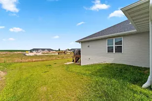 1645 Frontier Rd, Luxemburg, WI 54217 - Photo 41