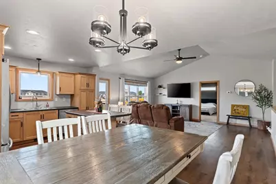 1645 Frontier Road, Luxemburg, WI 54217 - Photo 15