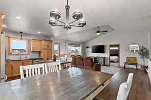 1645 Frontier Rd, Luxemburg, WI 54217 - Photo 15