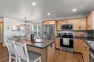 1645 Frontier Rd, Luxemburg, WI 54217 - Photo 11