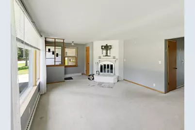 1843 Palisades Drive, Appleton, WI 54915 - Photo 3