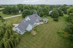 3040 Windfield Dr, Neenah, WI 54956 - Photo 49