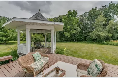 3040 Windfield Drive, Neenah, WI 54956 - Photo 45