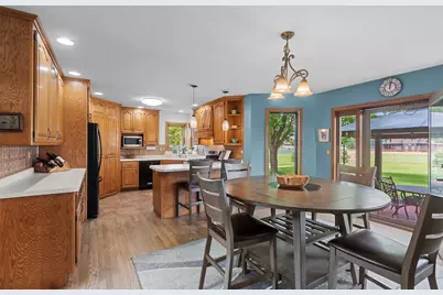 1194 Meadow View Lane, De Pere, WI 54115 - Photo 9