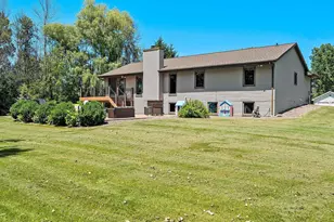 1397 Wellington Dr, Green Bay, WI 54173 - Photo 53